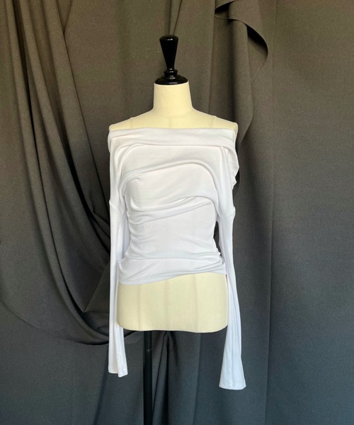 オフショルダー ホワイトシャツ オフショルダー」に該当するレディースのシャツ/ブラウス