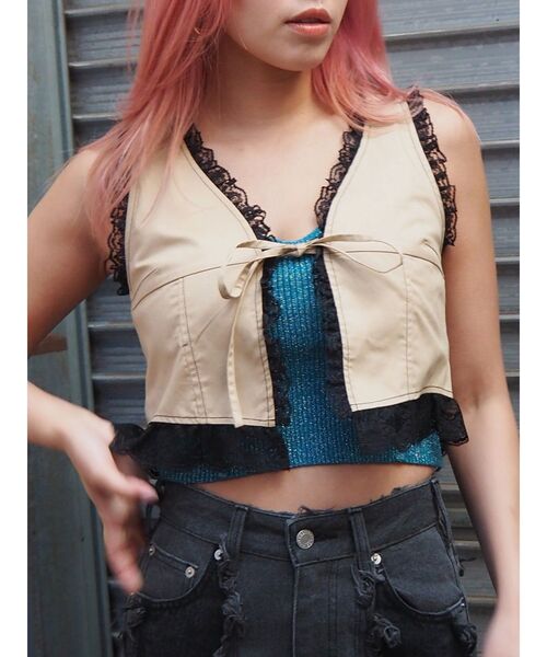 EVRIS(エヴリス)の「レースドッキングベスト(シャツ/ブラウス・レディース・ブラック/ベージュ/ホワイト・FREE)」の22枚目の写真