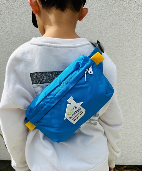 FREDRIK PACKERS（フレドリックパッカーズ）の「FREDRIK PACKERS / KIDS PACKERS キッズパッカーズ FUNNY PACK ファニーパック 子ども キッズ 肩がけ ショルダーバッグ（ボディバッグ/ウエストポーチ・キッズ・レッド/ピンク/パープル/イエロー/ブルー/オリーブ・ONESIZE）」の3枚目の写真