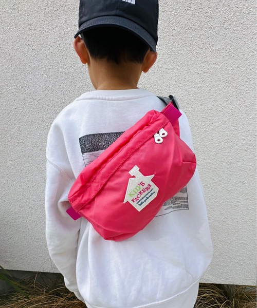 FREDRIK PACKERS（フレドリックパッカーズ）の「FREDRIK PACKERS / KIDS PACKERS キッズパッカーズ FUNNY PACK ファニーパック 子ども キッズ 肩がけ ショルダーバッグ（ボディバッグ/ウエストポーチ・キッズ・レッド/ピンク/パープル/イエロー/ブルー/オリーブ・ONESIZE）」の12枚目の写真