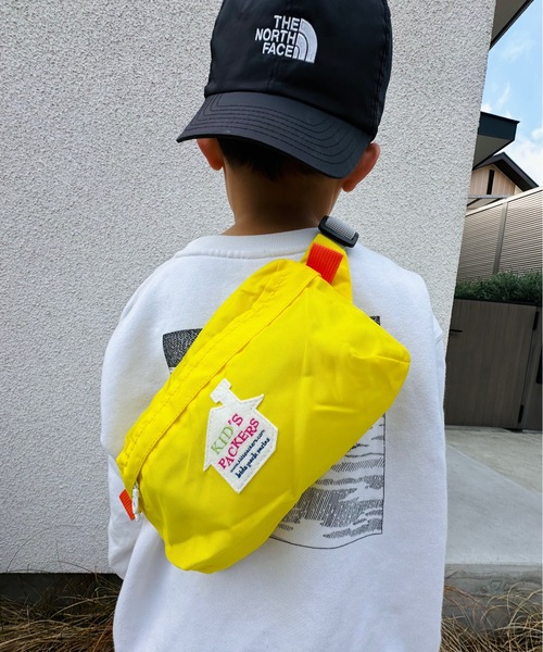 FREDRIK PACKERS（フレドリックパッカーズ）の「FREDRIK PACKERS / KIDS PACKERS キッズパッカーズ FUNNY PACK ファニーパック 子ども キッズ 肩がけ ショルダーバッグ（ボディバッグ/ウエストポーチ・キッズ・レッド/ピンク/パープル/イエロー/ブルー/オリーブ・ONESIZE）」の14枚目の写真