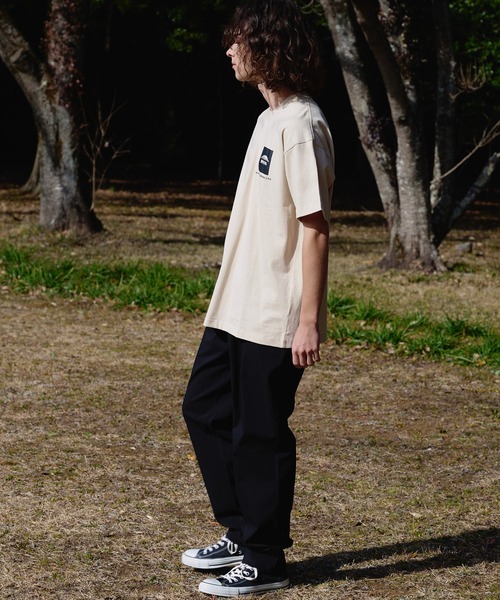 OUTDOOR PRODUCTS(アウトドアプロダクツ)の「【OUTDOOR PRODUCTS/アウトドアプロダクツ】 ヘビーウェイト オーバーサイズ ボックスロゴTシャツ(Tシャツ/カットソー・メンズ・グレイッシュブルー/ベージュ/カーキ/ライトグリーン/ブラック/ホワイト・X-LARGE/LARGE/MEDIUM)」の21枚目の写真