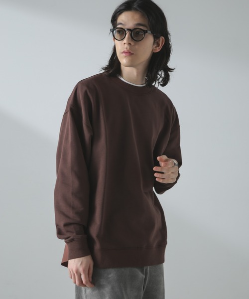 NANO universe(ナノユニバース)の「ライトウェイトクルーネックコンビスウェット(スウェット・メンズ・ブラック/ライトグレー/ブラウン・M/L)」の7枚目の写真