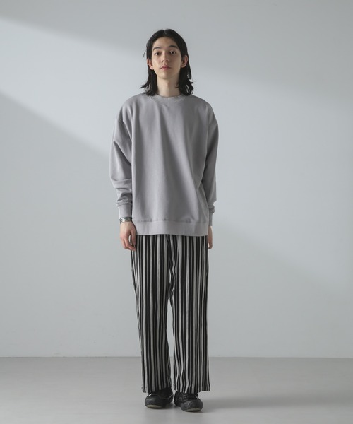 NANO universe(ナノユニバース)の「ライトウェイトクルーネックコンビスウェット(スウェット・メンズ・ブラック/ライトグレー/ブラウン・M/L)」の16枚目の写真