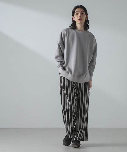 NANO universe(ナノユニバース)の「ライトウェイトクルーネックコンビスウェット(スウェット・メンズ・ブラック/ライトグレー/ブラウン・M/L)」の17枚目の写真