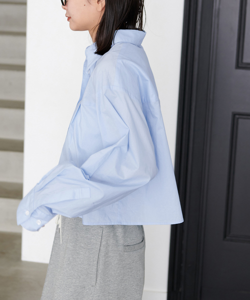 JOURNAL STANDARD（ジャーナルスタンダード）の「フロントタックショートシャツ（シャツ/ブラウス・レディース・ホワイト/ブルー系その他/ネイビー・FREE）」の11枚目の写真