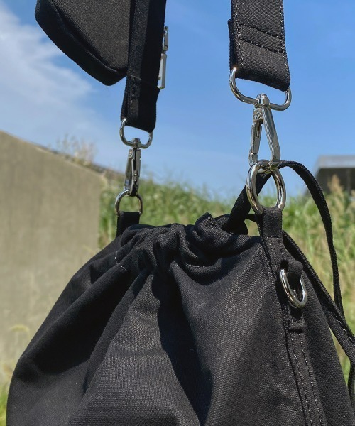 ASCLO(エジュクロ)の「ASCLO Middle Bag(ショルダーバッグ・メンズ・ブラック/アイボリー・FREE)」の8枚目の写真
