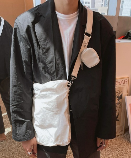 ASCLO(エジュクロ)の「ASCLO Middle Bag(ショルダーバッグ・メンズ・ブラック/アイボリー・FREE)」の16枚目の写真