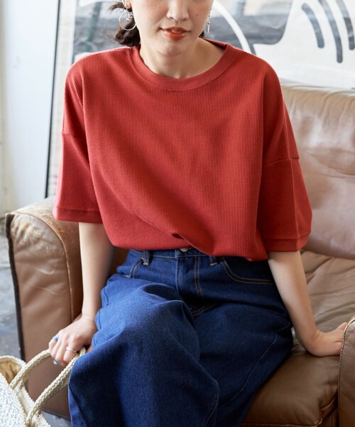 FREAK'S STORE(フリークスストア)の「限定展開 ミニ ワッフル 半袖 Tシャツ(Tシャツ/カットソー・レディース・グリーン/レッド/ブルー/ナチュラル/ネイビー/ベージュ/ブラック・フリ-)」の7枚目の写真