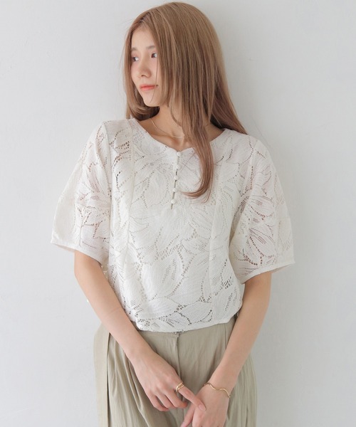 CLEIO(クレイオ)の「【CLEIO】ランタンスリーブレース半袖ブラウス(シャツ/ブラウス・レディース・アイボリー/ブラック・FREE)」の1枚目の写真