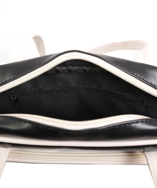 TONE SELECT GOODS（トーンセレクトグッズ）の「【urge select】クリアポケット スクールバッグ【A4サイズ収納可能】（ショルダーバッグ・レディース・ブラック/ホワイト・FREE）」の10枚目の写真