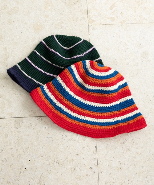 LEPSIM（レプシィム）の「コットンクロシェハット　995099（ハット・レディース・グレイッシュベージュ/ダークグリーン/レッド・ONE SIZE）」の4枚目の写真