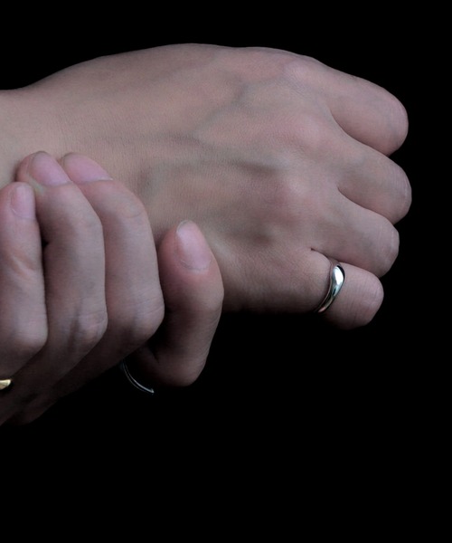YArKA（ヤーカ）の「【YArKA/ヤーカ】little nuance round design ring [hancC] / ニュアンスラウンドデザインリング（リング・メンズ・ゴールド/シルバー・#9/#5/#11/#7/#3/#19/#17/#15/#13）」の19枚目の写真