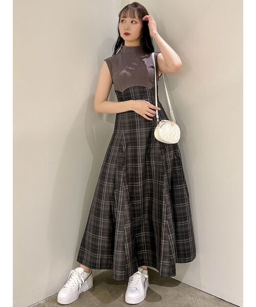 dazzlin（ダズリン）の「チェックノースリーブコルセット
