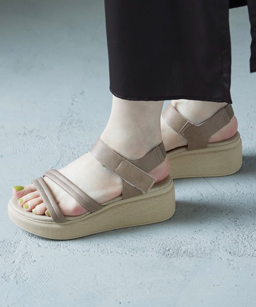 Fashion Letter(ファッションレター)の「日本製 バックゴムベルト 厚底コンフォートサンダル レディース 痛くないサンダル(サンダル・レディース・ホワイト/ベージュ系その他/ブラック・S/M/L/LL)」の17枚目の写真