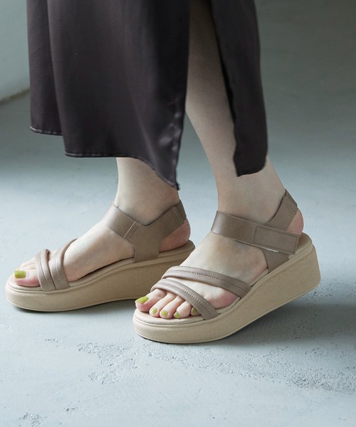 Fashion Letter(ファッションレター)の「日本製 バックゴムベルト 厚底コンフォートサンダル レディース 痛くないサンダル(サンダル・レディース・ホワイト/ベージュ系その他/ブラック・S/M/L/LL)」の19枚目の写真