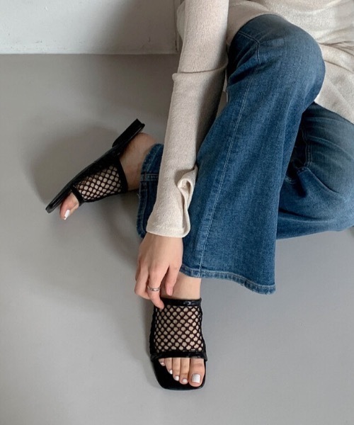 Didot.showroom(ディドット ショールーム)の「スクエアメッシュサンダル(サンダル・レディース・ブラック・22.5cm/23cm/23.5cm/24cm/24.5cm/25cm)」の1枚目の写真