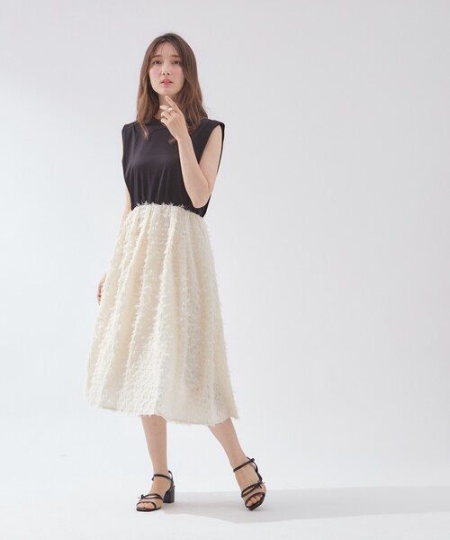 couture brooch(クチュールブローチ)の「◆【大人レディの華やかワンピ】カットジャカードドッキングワンピース(ワンピース・レディース・オフホワイト/ブラック・40/38/42/36)」の12枚目の写真