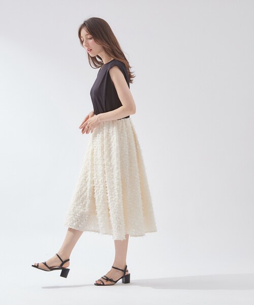 couture brooch(クチュールブローチ)の「◆【大人レディの華やかワンピ】カットジャカードドッキングワンピース(ワンピース・レディース・オフホワイト/ブラック・40/38/42/36)」の13枚目の写真