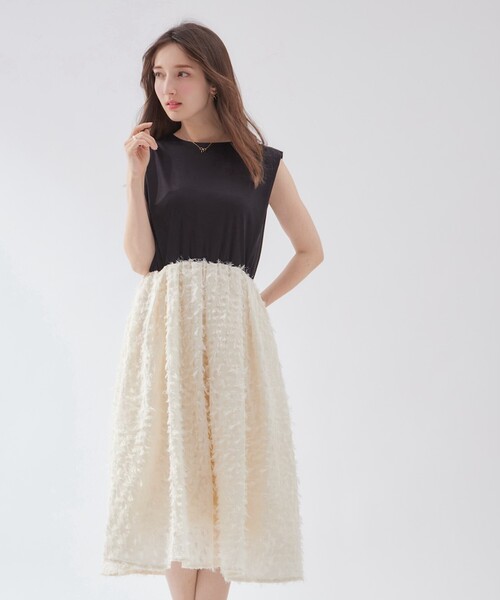 couture brooch(クチュールブローチ)の「◆【大人レディの華やかワンピ】カットジャカードドッキングワンピース(ワンピース・レディース・オフホワイト/ブラック・40/38/42/36)」の16枚目の写真