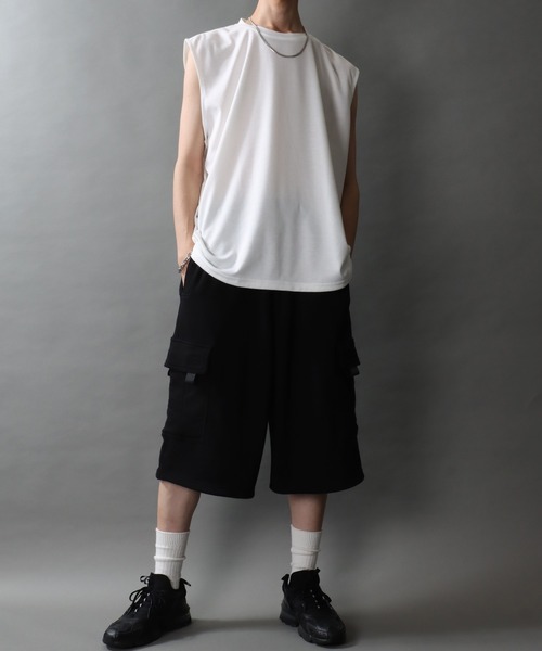 SITRY（シトリー）の「SITRY Punch the dough No Sleeve Shirt/別注 接触冷感 ポンチ ビッグシルエット ノースリーブシャツ（タンクトップ・メンズ・ブラック/チャコール/ホワイト・M/L）」の5枚目の写真