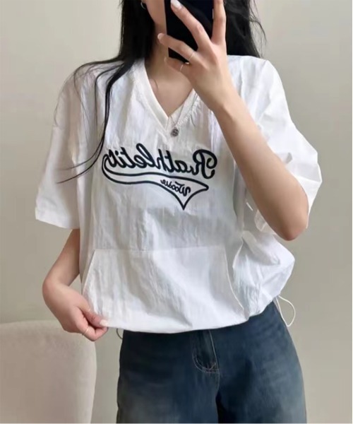 by muni:r(バイ ムニール)の「レタリングナイロンストリングTトップス(Tシャツ/カットソー・レディース・ネイビー/ホワイト/ピンク・FREE)」の17枚目の写真