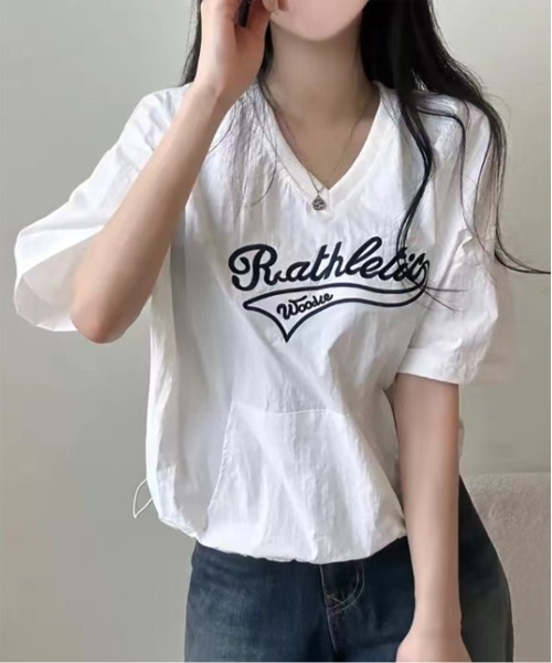by muni:r(バイ ムニール)の「レタリングナイロンストリングTトップス(Tシャツ/カットソー・レディース・ネイビー/ホワイト/ピンク・FREE)」の14枚目の写真