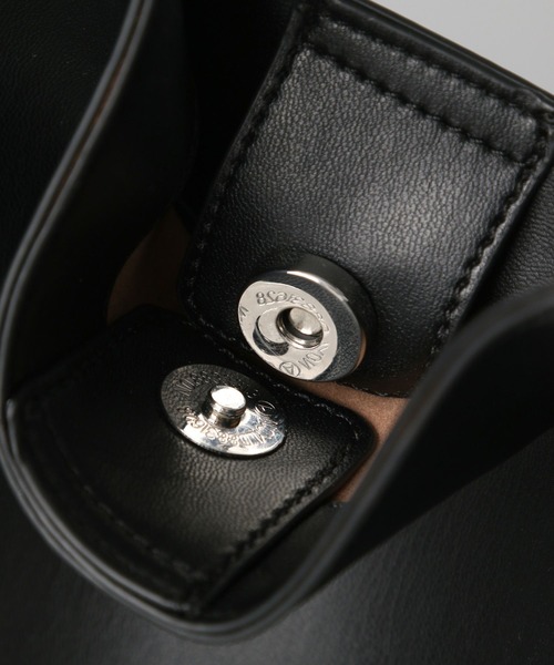 A part by（アパートバイ）の「ビッグショルダーバッグ（ショルダーバッグ・レディース・ダークブラウン/ブラック・FREE）」の13枚目の写真