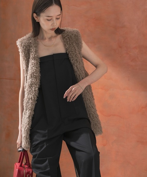 URBAN RESEARCH ROSSO WOMEN(アーバンリサーチ ロッソ)の「ファーベスト(ベスト・レディース・モカ・FREE)」の2枚目の写真