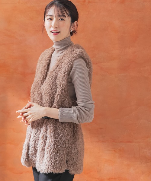 URBAN RESEARCH ROSSO WOMEN(アーバンリサーチ ロッソ)の「ファーベスト(ベスト・レディース・モカ・FREE)」の4枚目の写真