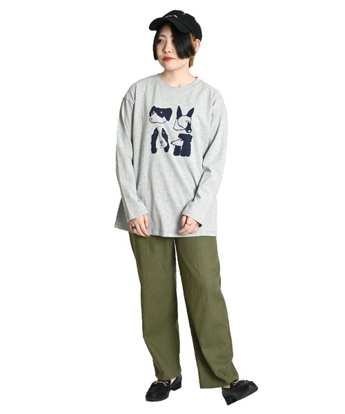 MARAI（マーライ）の「ドッグ アニマルプリント 長袖Tシャツ ニュアンスカラー（Tシャツ/カットソー・レディース・ホワイト/グレー/ネイビー・FREE）」の10枚目の写真