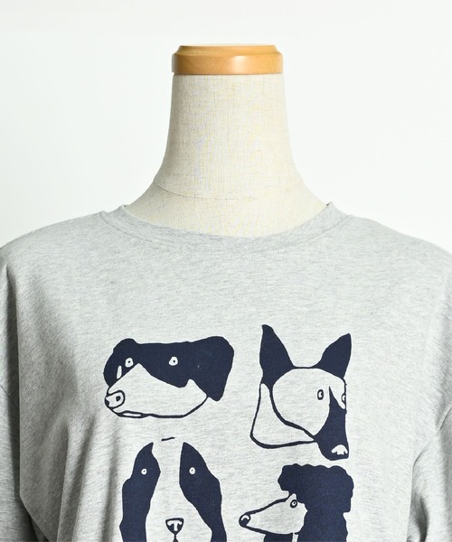 MARAI（マーライ）の「ドッグ アニマルプリント 長袖Tシャツ ニュアンスカラー（Tシャツ/カットソー・レディース・ホワイト/グレー/ネイビー・FREE）」の13枚目の写真
