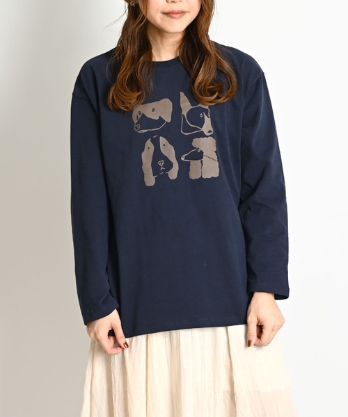 MARAI（マーライ）の「ドッグ アニマルプリント 長袖Tシャツ ニュアンスカラー（Tシャツ/カットソー・レディース・ホワイト/グレー/ネイビー・FREE）」の18枚目の写真
