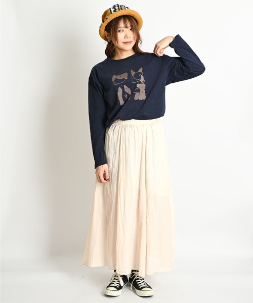 MARAI（マーライ）の「ドッグ アニマルプリント 長袖Tシャツ ニュアンスカラー（Tシャツ/カットソー・レディース・ホワイト/グレー/ネイビー・FREE）」の19枚目の写真