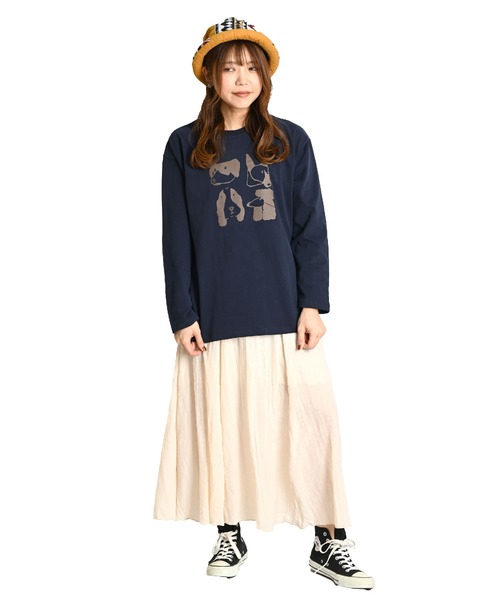 MARAI（マーライ）の「ドッグ アニマルプリント 長袖Tシャツ ニュアンスカラー（Tシャツ/カットソー・レディース・ホワイト/グレー/ネイビー・FREE）」の22枚目の写真