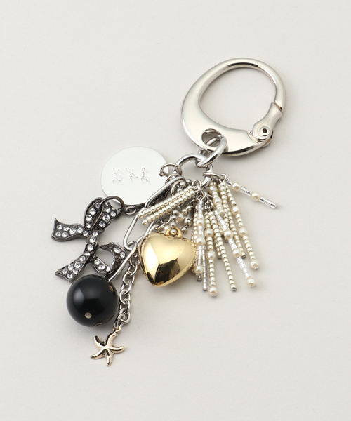 EDIT. FOR LULU（エディットフォールル）の「happy keychain（キー