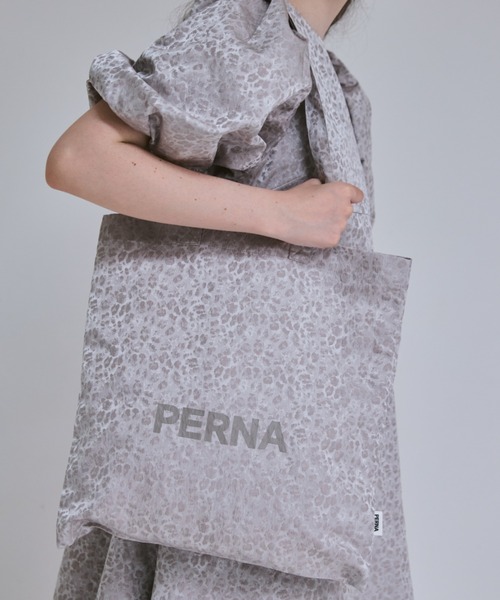 PERNA（ペルナ）の「ジャガードペルナトートバッグ（トートバッグ・レディース・ブラック/グレー・FREE）」の17枚目の写真