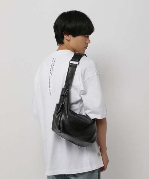 3.3 Field Trip （3.3フィールドトリップ）の「3.3 Field Trip／サイドポケットバック（ショルダーバッグ・メンズ・ブラック/その他・FREE）」の5枚目の写真