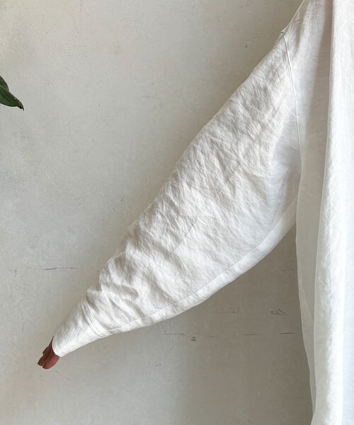 DouDou（ドゥドゥ）の「刺繍テンセルシャツ（シャツ/ブラウス・レディース・オフホワイト/ネイビー・FREE）」の4枚目の写真