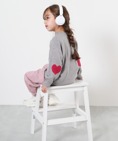 devirock（デビロック）の「洗える チクチクしない素肌ニット ハートデザイン ハイネック プルオーバー（ニット/セーター・キッズ・杢グレー/ブラック/ピンク系7/グリーン系その他2/アイボリー/ボルドー/ネイビー/ブルー系1・100cm/110cm/120cm/130cm/140cm/150cm/160cm）」の10枚目の写真