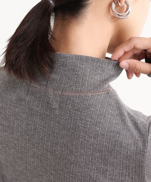 n'OrLABEL(ノアールレーベル)の「ラメ切り替えハイネックリブカットソー(Tシャツ/カットソー・レディース・ネイビー/杢グレー/アイボリー・3L/L~LL/S~M)」の4枚目の写真