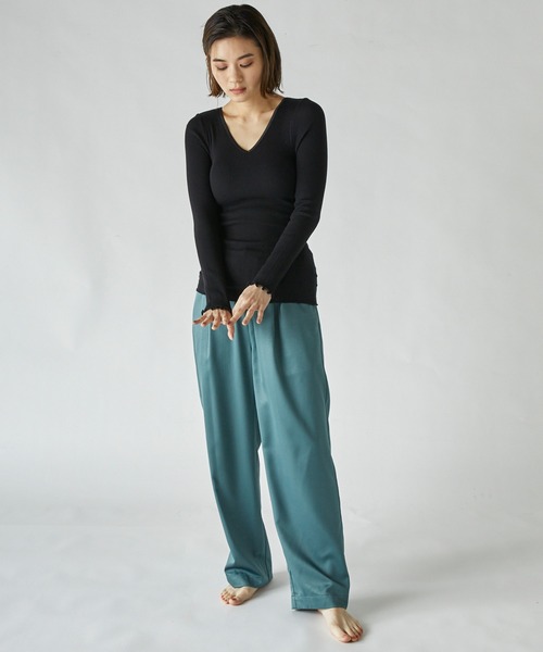 PALM(パーム)の「PALM22RIB VNECK BRA LSP/O(Tシャツ/カットソー・レディース・ブラック/ベージュ/カーキ・FREE)」の7枚目の写真