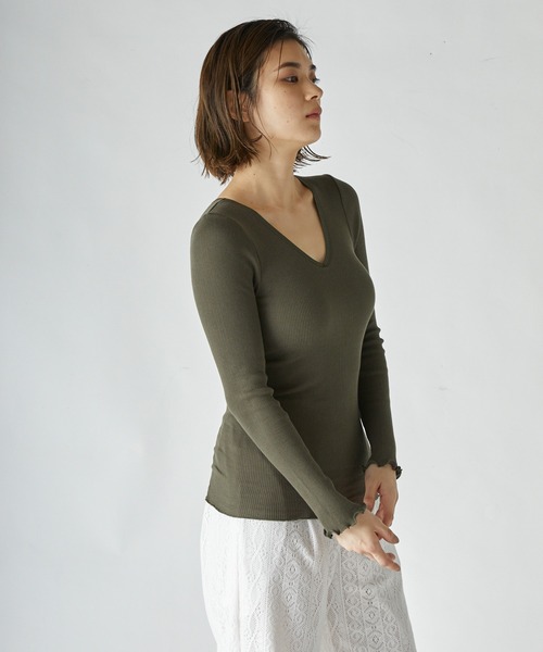 PALM(パーム)の「PALM22RIB VNECK BRA LSP/O(Tシャツ/カットソー・レディース・ブラック/ベージュ/カーキ・FREE)」の9枚目の写真