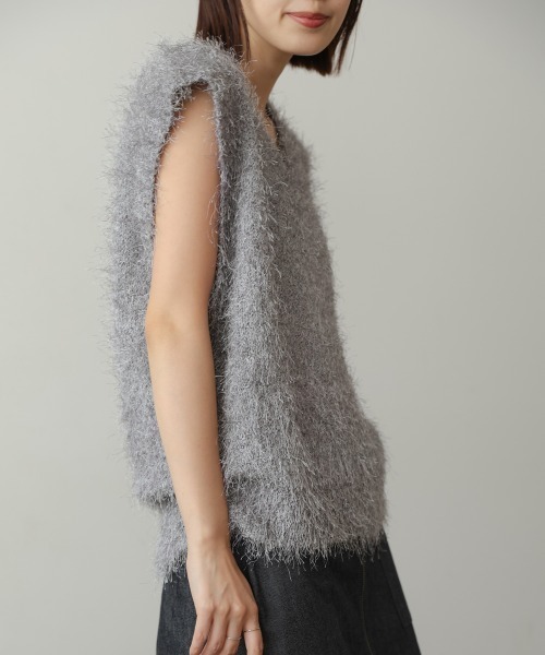 Bou Jeloud（ブージュルード）の「ダンスフェザーVネックベスト（ベスト・レディース・チャコールグレー/ブラウン・38）」の22枚目の写真