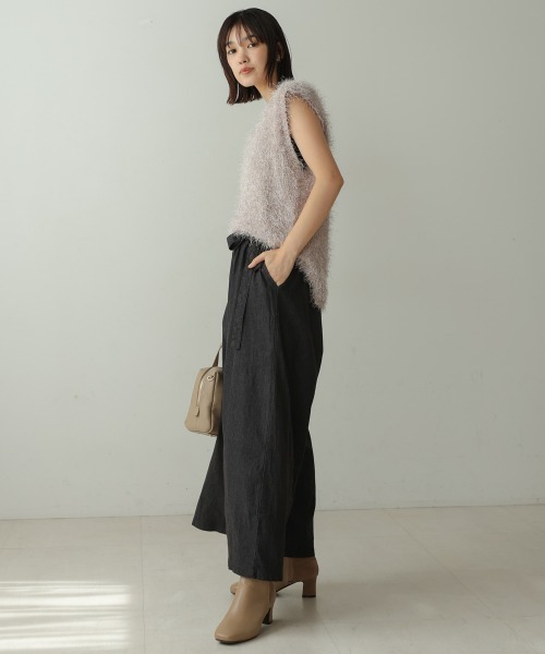 Bou Jeloud（ブージュルード）の「ダンスフェザーVネックベスト（ベスト・レディース・チャコールグレー/ブラウン・38）」の8枚目の写真