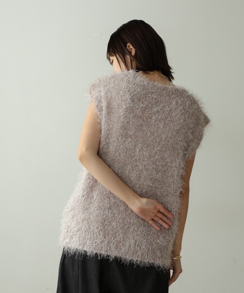 Bou Jeloud（ブージュルード）の「ダンスフェザーVネックベスト（ベスト・レディース・チャコールグレー/ブラウン・38）」の11枚目の写真