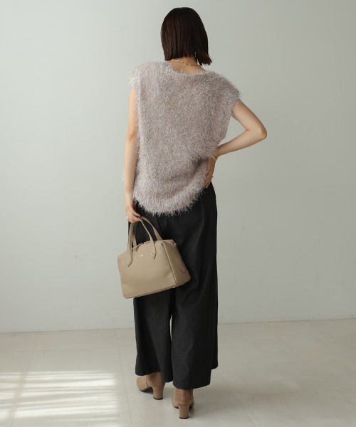 Bou Jeloud（ブージュルード）の「ダンスフェザーVネックベスト（ベスト・レディース・チャコールグレー/ブラウン・38）」の12枚目の写真