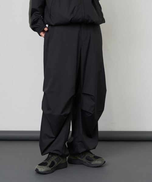COLONY 2139（コロニートゥーワンスリーナイン）の「ミノテックパンツ（その他パンツ・メンズ・オフホワイト/ブラック・LARGE/MEDIUM/SMALL）」の18枚目の写真