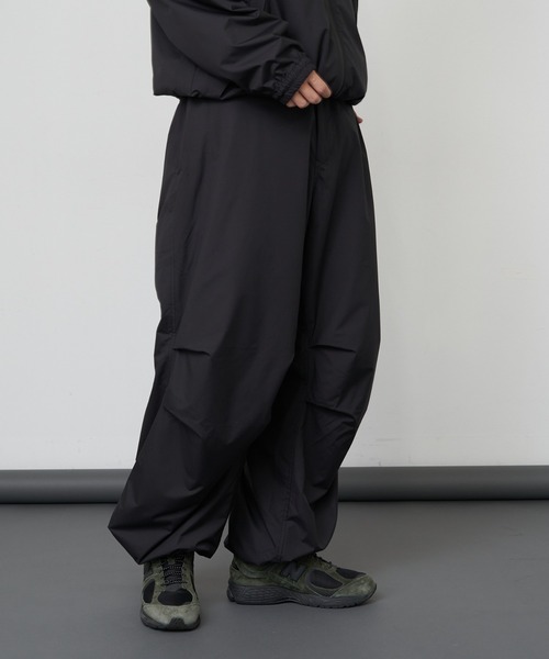 COLONY 2139（コロニートゥーワンスリーナイン）の「ミノテックパンツ（その他パンツ・メンズ・オフホワイト/ブラック・LARGE/MEDIUM/SMALL）」の15枚目の写真