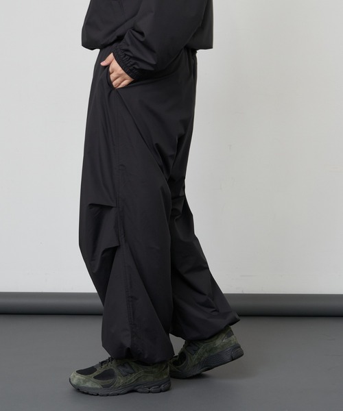 COLONY 2139（コロニートゥーワンスリーナイン）の「ミノテックパンツ（その他パンツ・メンズ・オフホワイト/ブラック・LARGE/MEDIUM/SMALL）」の17枚目の写真